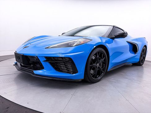 Used 2022 Chevrolet Corvette Stingray Premium Conv w/ Z51 Performance Package RWD image 15