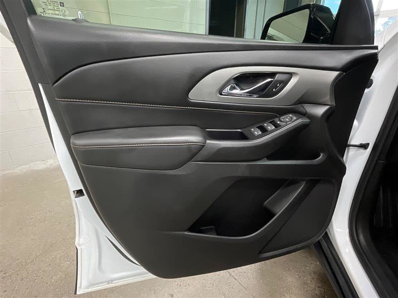 Used 2018 Chevrolet Traverse LS AWD/4WD image 10