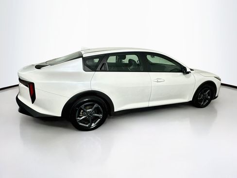 Used 2025 Kia K4 FWD image 10