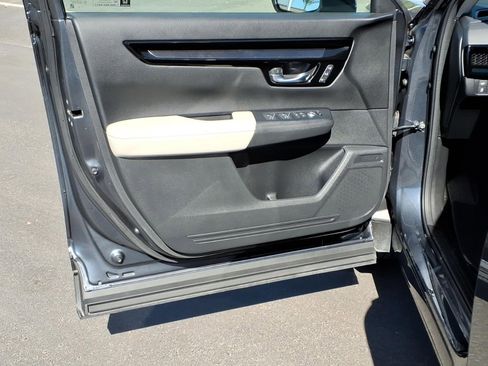 Used 2025 Honda CR-V EX-L image 21