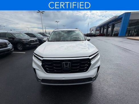 Used 2024 Honda Pilot Touring image 9