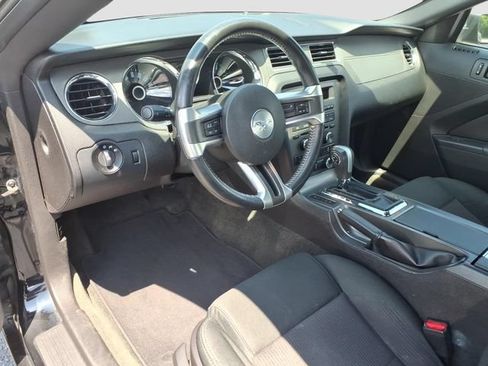 Used 2014 Ford Mustang Coupe RWD image 14