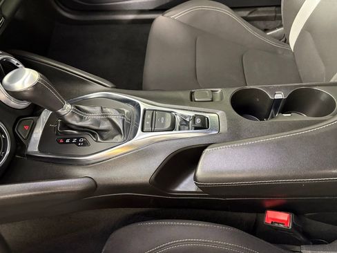 Used 2023 Chevrolet Camaro LT image 35