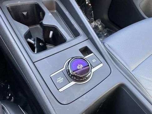 New 2026 Volkswagen Tiguan SE image 18