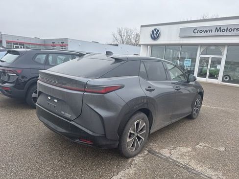 Used 2023 Lexus RZ 450e Premium w/ Technology Package image 5