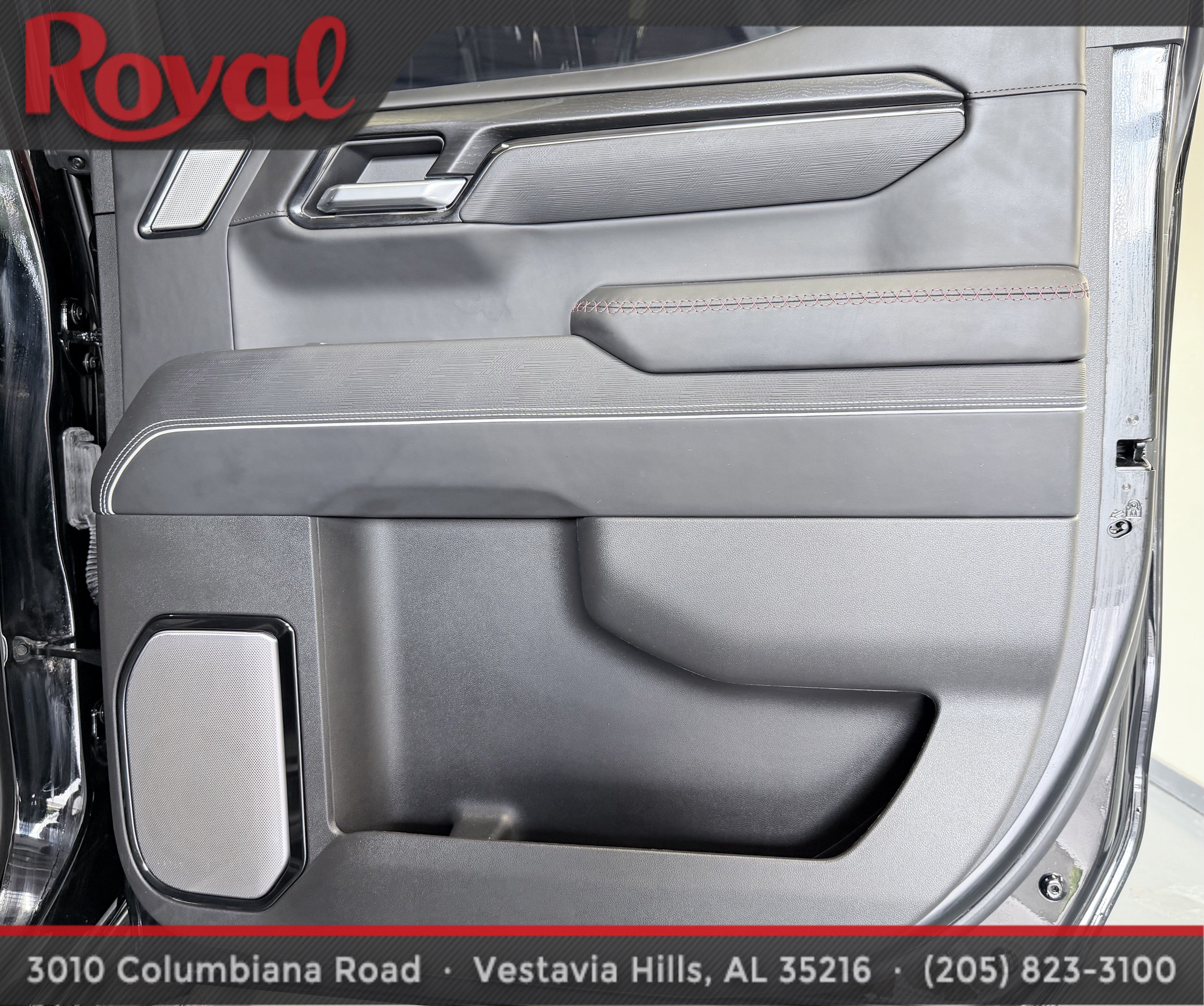Used 2025 GMC Sierra 1500 AT4X AWD/4WD image 4