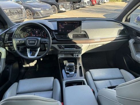 Used 2023 Audi Q5 2.0T Premium w/ Convenience Package image 11