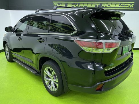 Used 2015 Toyota Highlander XLE image 7