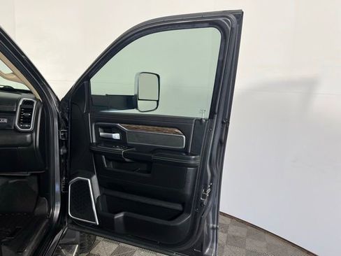 Used 2019 RAM 2500 Laramie w/ Off Road Package AWD/4WD image 29