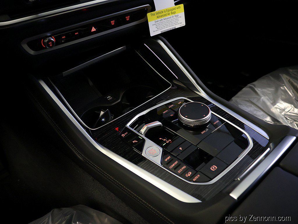 Used 2027 BMW X6 xDrive40i w/ Climate Comfort Package AWD/4WD image 25