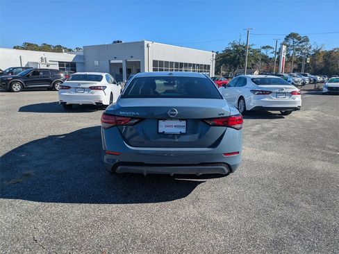 Used 2024 Nissan Sentra SV w/ Lighting Package image 4