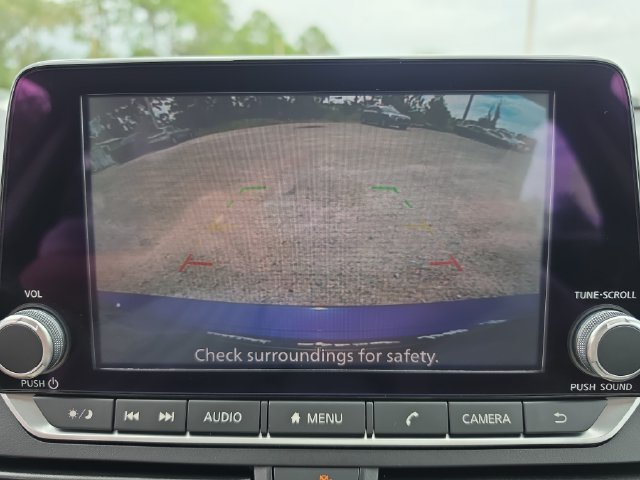 Used 2025 Nissan Altima 2.5 SV FWD image 18