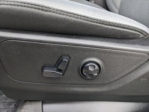 Used 2020 RAM 1500 Big Horn image 47