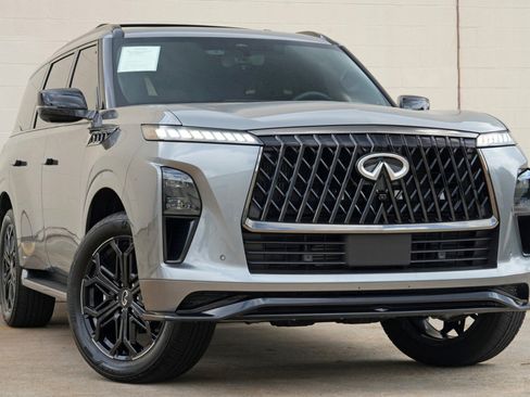 Used 2026 INFINITI QX80 4WD image 4