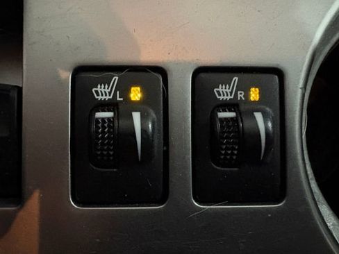 Used 2018 Toyota 4Runner SR5 Premium image 7