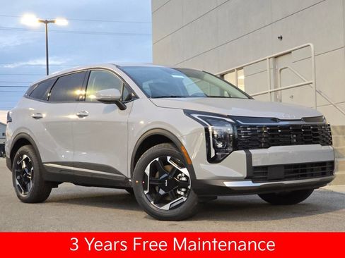 New 2026 Kia Sportage S image 1