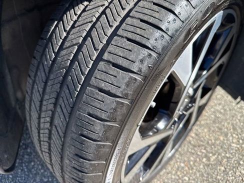 Certified 2022 Hyundai Kona Limited w/ Cargo Package image 8