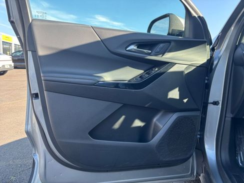 Used 2025 Chevrolet Equinox LT AWD/4WD image 20