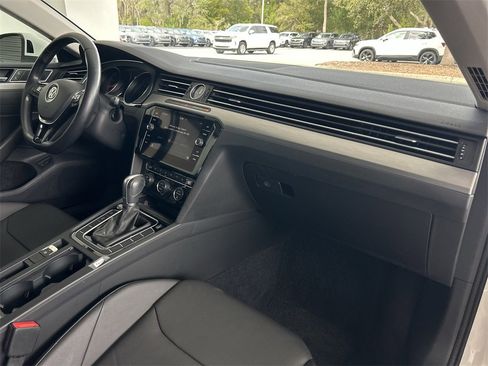 Used 2019 Volkswagen Arteon SE image 28
