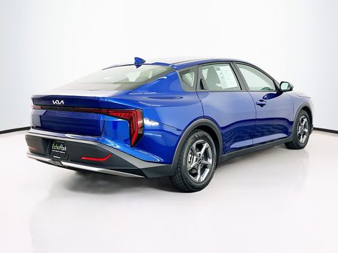 Used 2025 Kia K4 LXS image 9