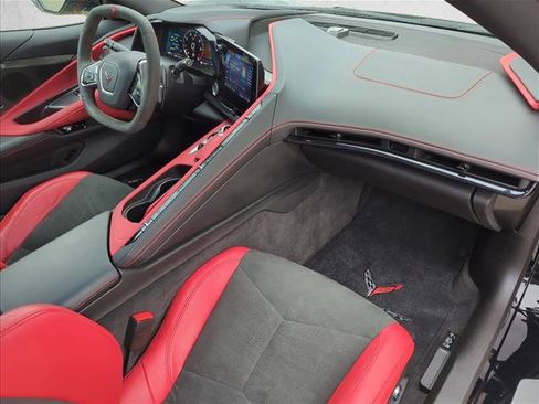 Used 2023 Chevrolet Corvette Stingray Preferred Cpe w/ Z51 Performance Package RWD image 17