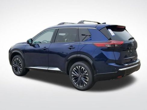 New 2026 Nissan Rogue Platinum w/ Platinum Premium Package image 3