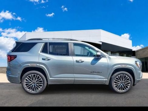 New 2027 GMC Terrain Denali w/ LPO, Black Badging Package AWD/4WD image 13