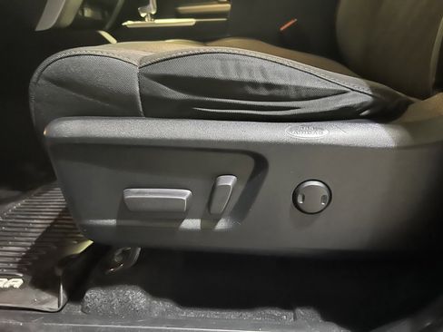 Used 2020 Toyota Tundra SR5 image 21