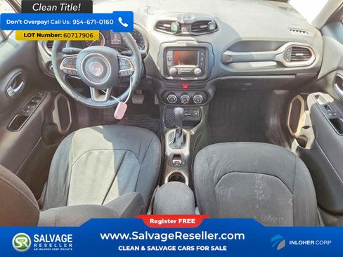 Used 2016 Jeep Renegade Latitude FWD image 11