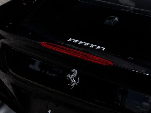 Used 2023 Ferrari Portofino M RWD image 42