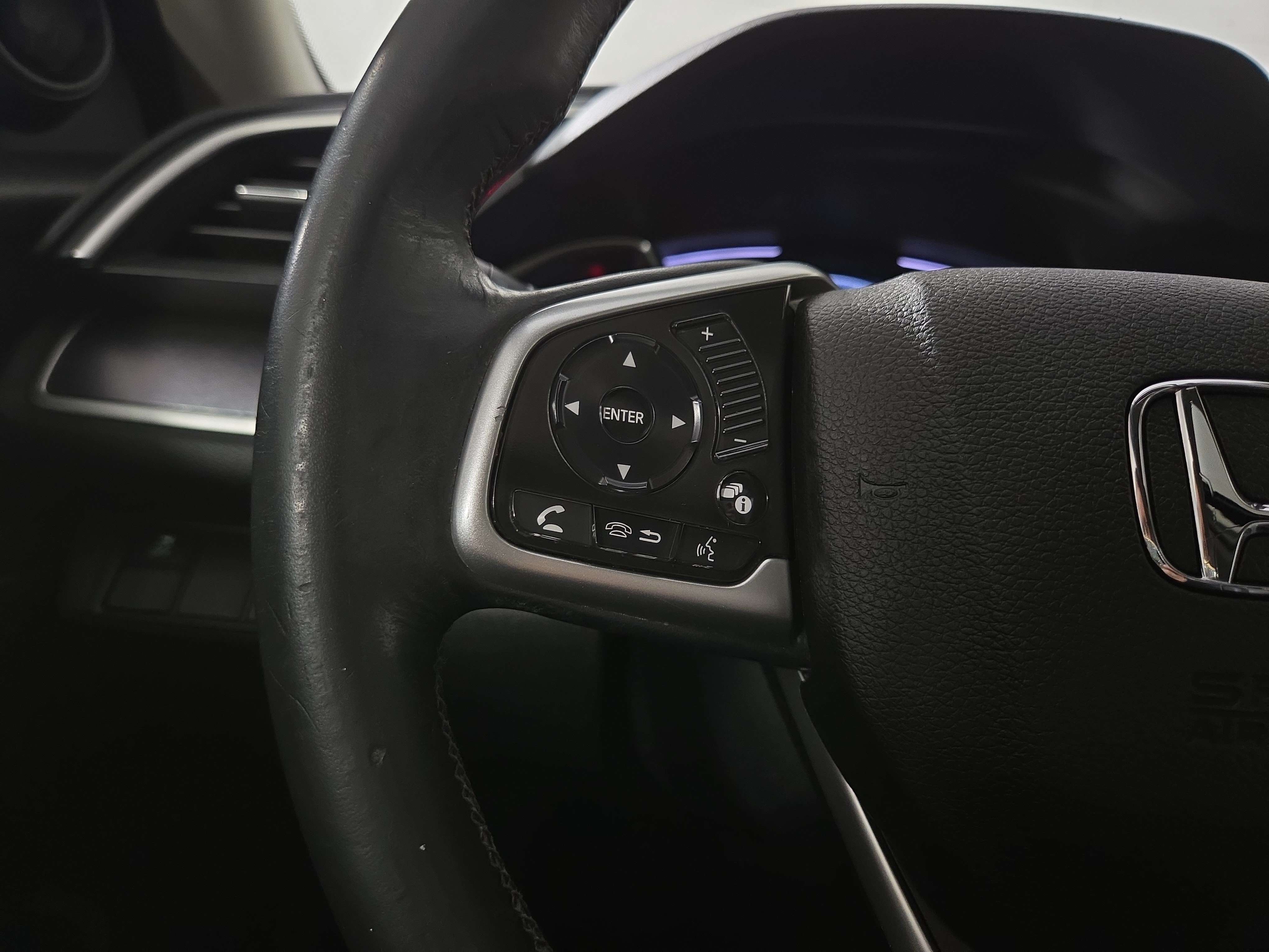 Used 2017 Honda Civic EX-L image 16