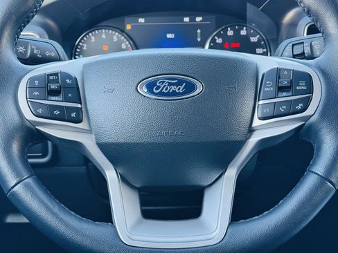 Used 2023 Ford Explorer XLT w/ Equipment Group 202A image 17
