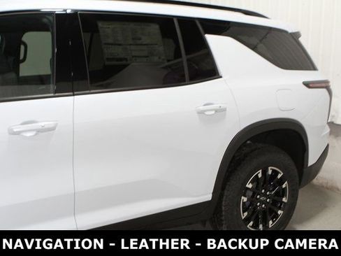 New 2026 Chevrolet Traverse Z71 w/ LPO, Floor Liner Package AWD/4WD image 10