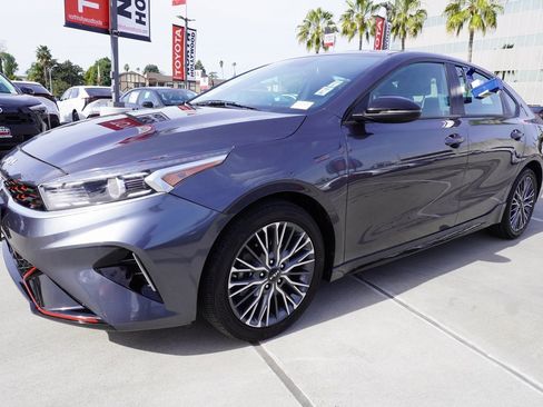 Used 2023 Kia Forte GT-Line w/ GT-Line Technology Package image 4