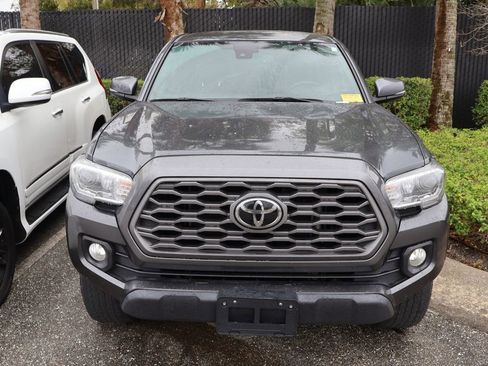 Used 2023 Toyota Tacoma TRD Off-Road image 5