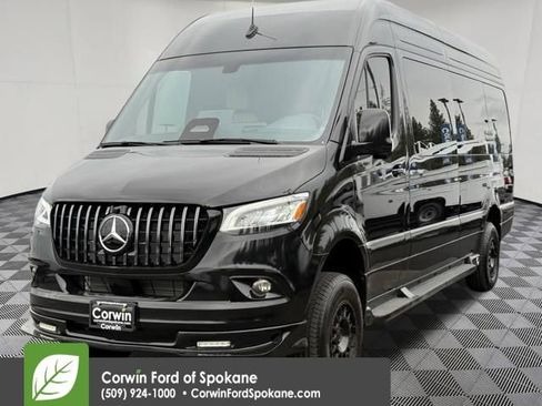 Used 2025 Mercedes-Benz Sprinter 2500 image 5