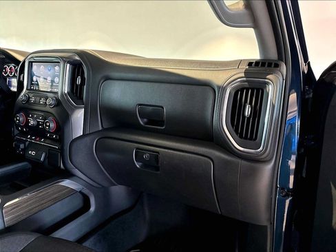 Used 2021 Chevrolet Silverado 1500 LT Trail Boss w/ Bed Protection Package AWD/4WD image 23