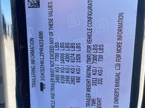 Used 2023 GMC Yukon XL AT4 w/ Technology Package image 13