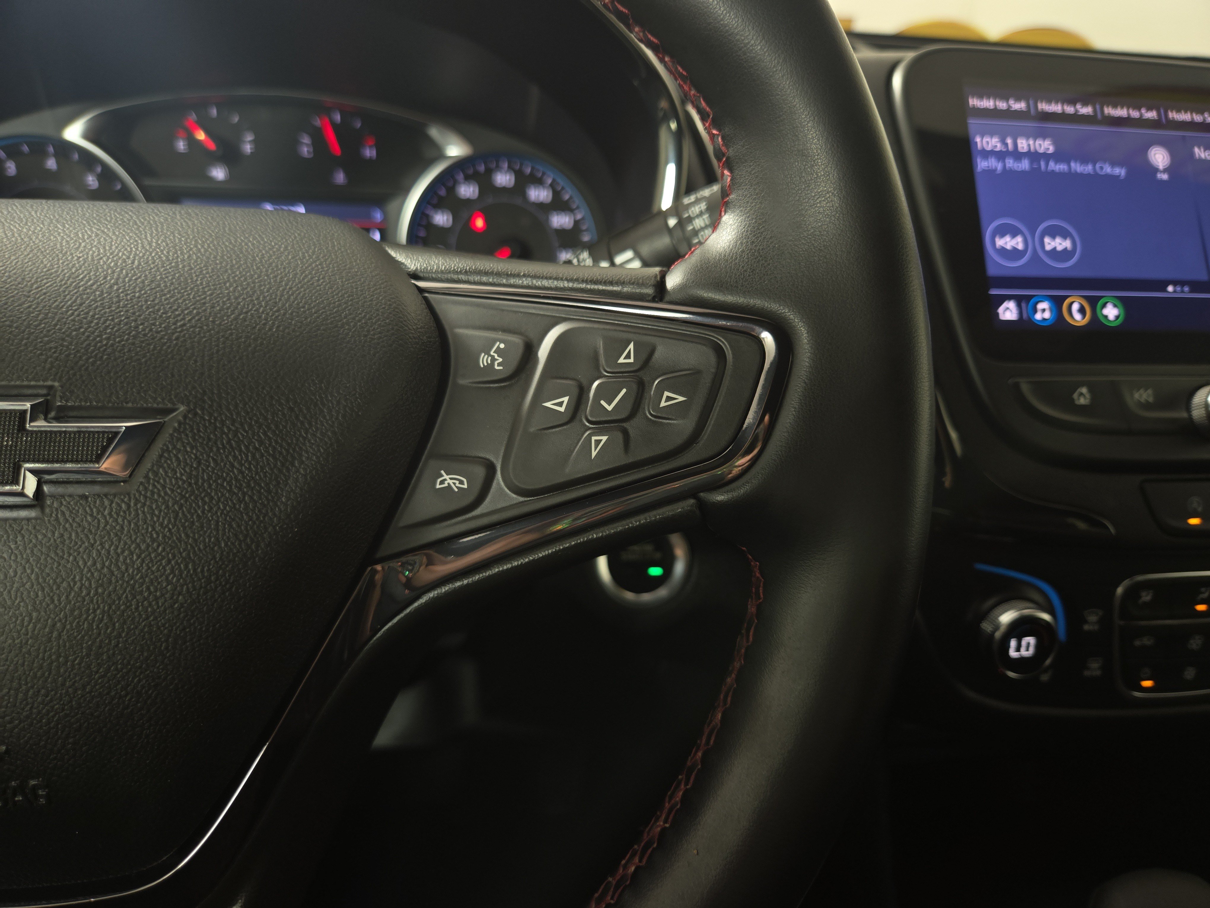 Certified 2023 Chevrolet Equinox RS FWD image 16