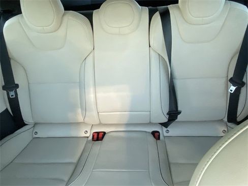 Used 2021 Tesla Model S Plaid image 12