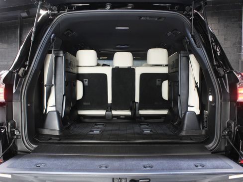 Used 2019 Lexus LX 570 4WD w/ Inspiration Series image 75