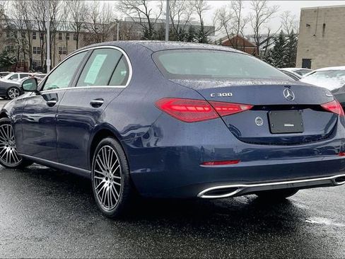 Used 2025 Mercedes-Benz C 300 4MATIC Sedan image 10