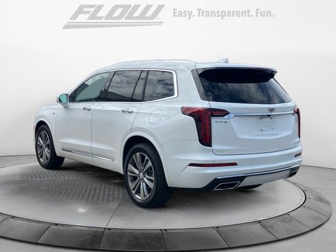 Used 2020 Cadillac XT6 Premium Luxury FWD image 6