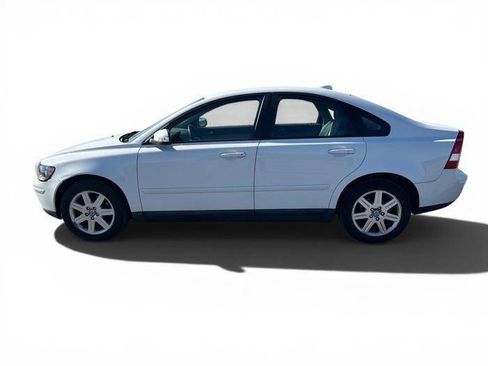 Used 2007 Volvo S40 2.4i FWD image 2
