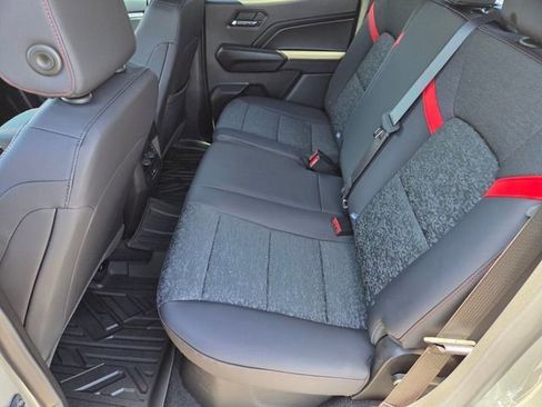 New 2026 Chevrolet Colorado Z71 w/ Technology Package image 8