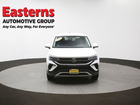 Used 2022 Volkswagen Taos SE AWD/4WD image 51