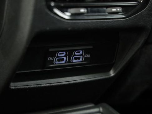 Used 2023 Jeep Grand Cherokee L Laredo image 29