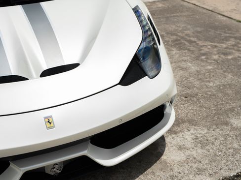 Used 2015 Ferrari 458 Speciale Coupe RWD image 62