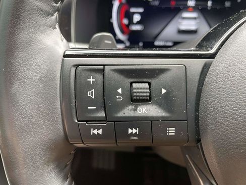 Used 2024 Nissan Pathfinder Platinum w/ Cargo Package AWD/4WD image 27