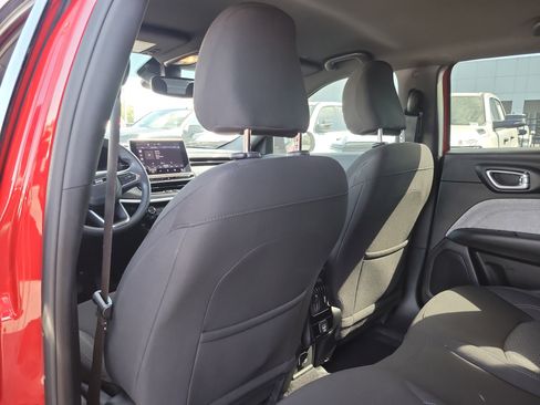 Used 2023 Jeep Compass Sport AWD/4WD image 12